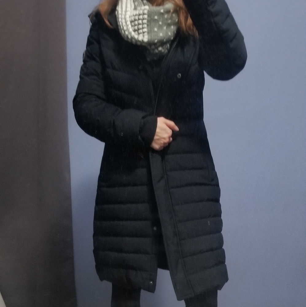 Abercrombie black down coat